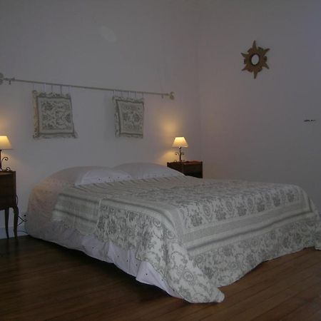 Maison D'Hotes Vents D'Ouest Niort Esterno foto